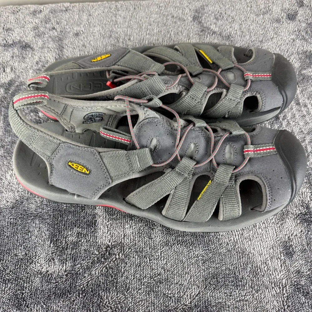 KEEN Newport‎ H2 Water Sandals Men's Size 11.5 Gray Red Sport Fisherman